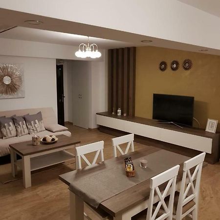 Apartament 2 Camere Ultracentral Râmnicu Vâlcea Exterior foto